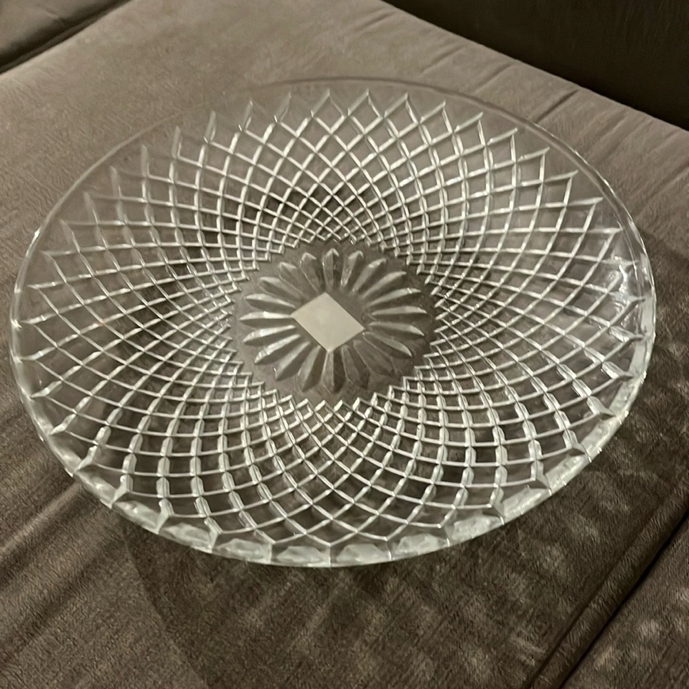 Serving plate